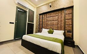 Hotel Silverkey By Urban Stay Agra  Exterior photo