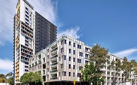 Meriton Suites Zetland Sydney Exterior photo