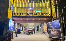 Park Signature Hotels - Royal Benza Vijayawāda Exterior photo