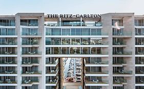 Hotel The Ritz-Carlton, Herzelia Exterior photo