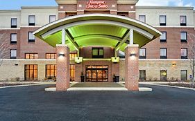 Hampton Inn & Suites Detroit-Canton Exterior photo