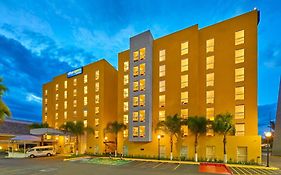 Hotel City Express By Marriott Queretaro Jurica Exterior photo