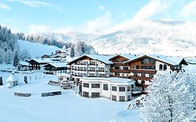 Hotel Das Urbisgut Altenmarkt im Pongau Exterior photo