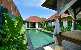 The Khayangan Dreams Villa Umalas Kerobokan Exterior photo