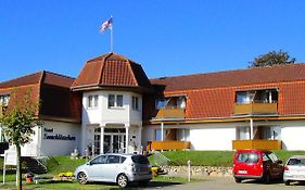 Hotel Garni Seeschlösschen Kölpinsee Exterior photo