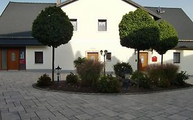 Landhotel Fuchsbau Vohenstrauss Exterior photo
