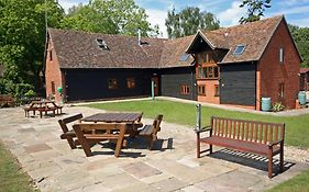 Bed and Breakfast Upper Neatham Mill Alton  Exterior photo