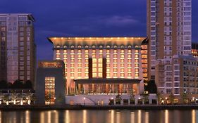 Canary Riverside Plaza Hotel London Exterior photo