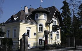 Villa Nova - Hotel Garni Waidhofen an der Ybbs Exterior photo