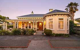 Bed and Breakfast Collingwood Manor Nelson Exterior photo