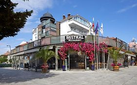 Hotel Mistral Nessebar Exterior photo