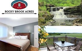 Hotel Rocky Brook Acres Cormack Exterior photo