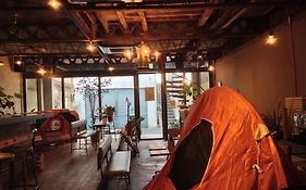 Kamp Houkan-cho Backpacker's Inn&Lounge Okayama Room photo