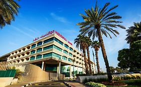 Hotel Mövenpick Grand Al Bustan Dubai Exterior photo