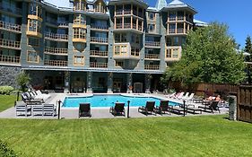 Cascade Lodge Suite Wifi Cable Tv Pool Hot Tubs Sauna Gym Parking Whistler Exterior photo