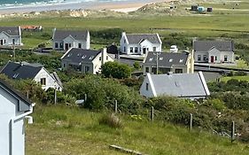 Villa Beach View Heights Dugort Achill Eircode F28E8D9 Doogort Exterior photo