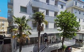 B&B Primrose Residence Hotel Rimini Exterior photo