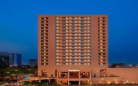 Hotel The Westin Hyderabad Mindspace Exterior photo