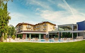 Villa Nicolli Romantic Spa Resort - Adults Only Riva del Garda Exterior photo