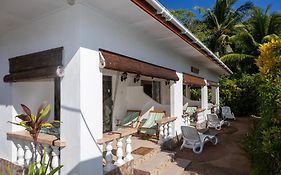 Hotel Pension Hibiscus Insel Insel La Digue Exterior photo