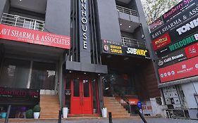 Townhouse Rudra Inn Near Chhatarpur Metro Station Neu-Delhi Exterior photo