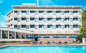 Hotel Medusa Splendid Lignano Sabbiadoro Exterior photo