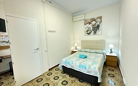 Bed and Breakfast Apartamiento Diputacion Barcelona Exterior photo