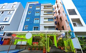 Treebo Trend Blue Dawn Hotels Gachibowli Hyderabad Exterior photo