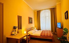 Bed and Breakfast Pension Liechtenstein Wien Exterior photo