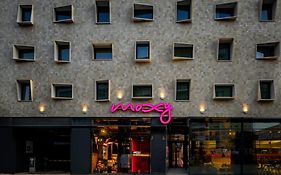 Hotel Moxy Lisbon City Exterior photo