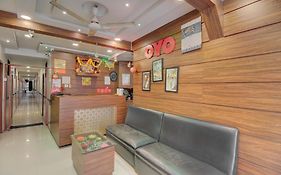 OYO 71172 Hotel Sion Residency Mumbai Exterior photo