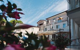 Hotel Stella Della Versilia Marina di Massa Exterior photo