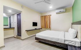 Hotel Collection O Vijaya Lakshmi Residency Bangalore Exterior photo