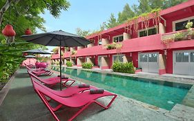 Hotel Pinkcoco Gili Trawangan - Constant Surprises - For Cool Adults Only Exterior photo