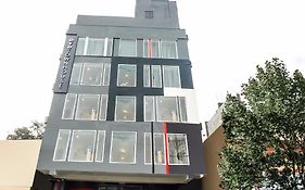 Hotel Super Townhouse De Alphabet Hyderabad Exterior photo