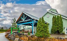 Cedar Meadows Resort & Spa, Ascend Hotel Collection Timmins Exterior photo