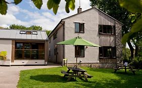 Hostel Yha Malham Exterior photo