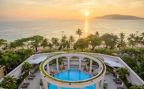 Sunrise Nha Trang Beach Hotel&Spa Exterior photo