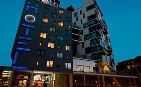 Hotel Aloft Brussels Schuman Exterior photo