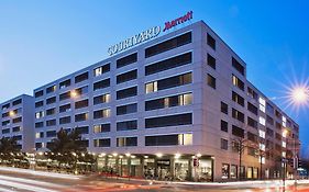 Hotel Courtyard by Marriott Zürich Nord Exterior photo