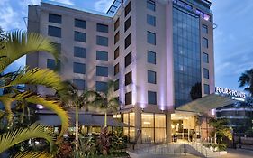 Hotel Four Points By Sheraton Nairobi Hurlingham Exterior photo