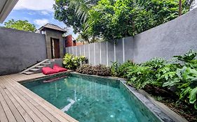 The Canggu Boutique Villas Exterior photo