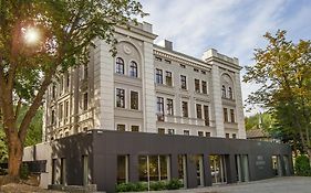 Hotel Alhambra Lądek-Zdrój Exterior photo