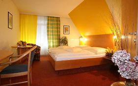 Landhotel Garni Novosel-Wagner Stegersbach Room photo