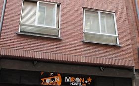 Moon Hostel Bio Bilbao Exterior photo