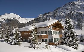 Hotel Das Bürstegg Lech am Arlberg Exterior photo