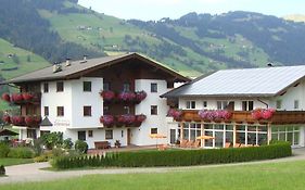 Activ Wellness - Appartement Schermerhof Westendorf Exterior photo