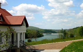 Noclegi Nad Jeziorem Myczkowieckim Solina  Exterior photo