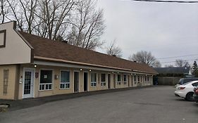 Motel Auberge Du Lac Beauchamp Gatineau Exterior photo