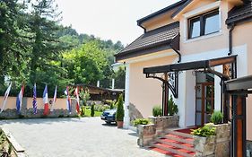 Villa Vodno Skopje Exterior photo
